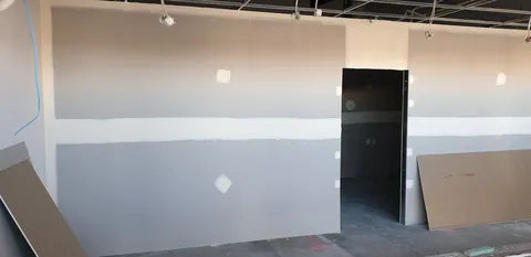 Plasterboard now covers the partition walls.