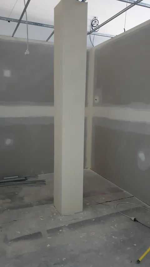 The newly lined passage between the rooms.
